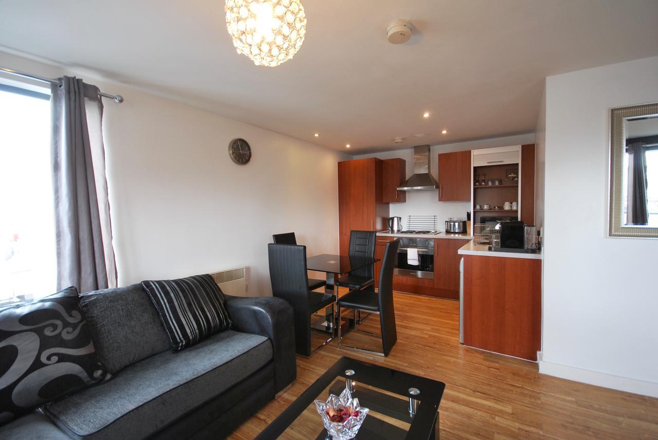 Atana Apartments Manchester Exterior foto