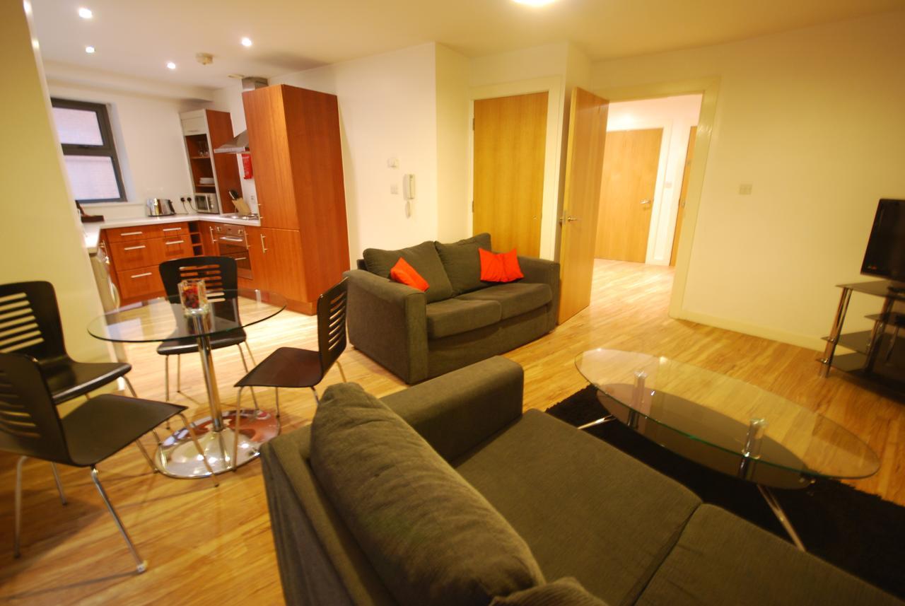 Atana Apartments Manchester Exterior foto