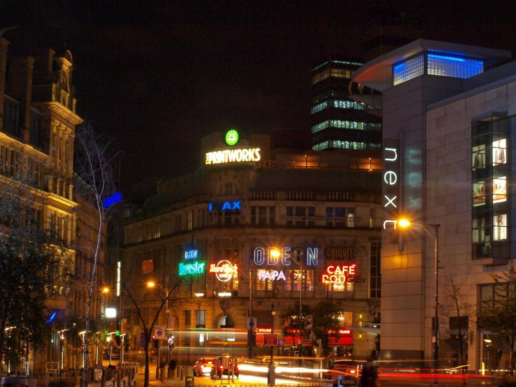 Atana Apartments Manchester Exterior foto