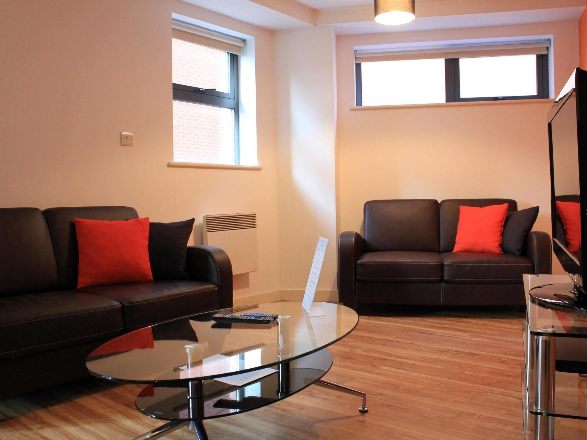 Atana Apartments Manchester Exterior foto